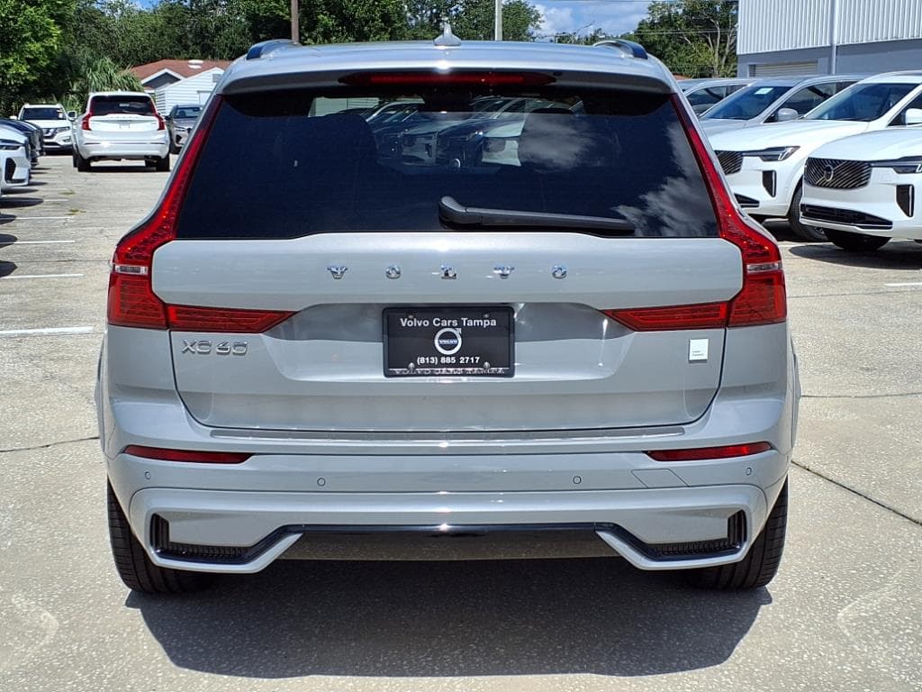 2025 Volvo XC60 thumbnail 6