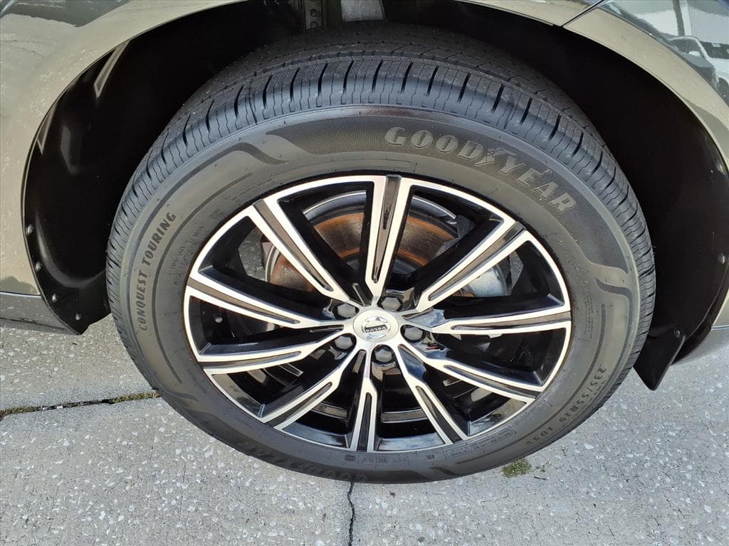 2019 Volvo XC60 thumbnail 9