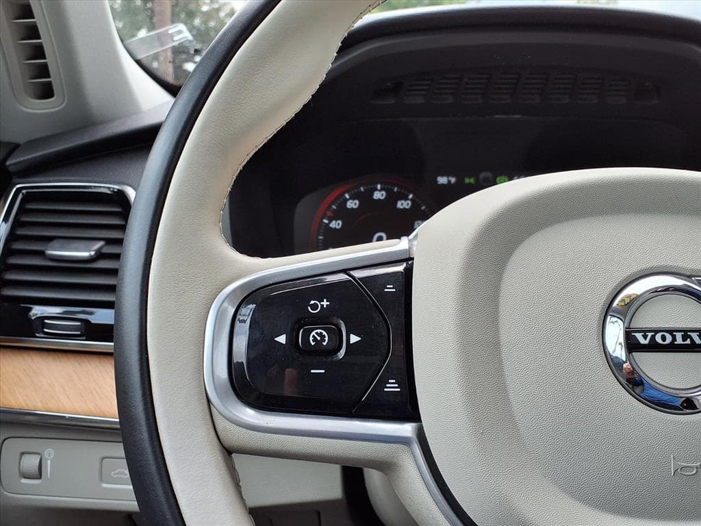 2022 Volvo XC90 thumbnail 29