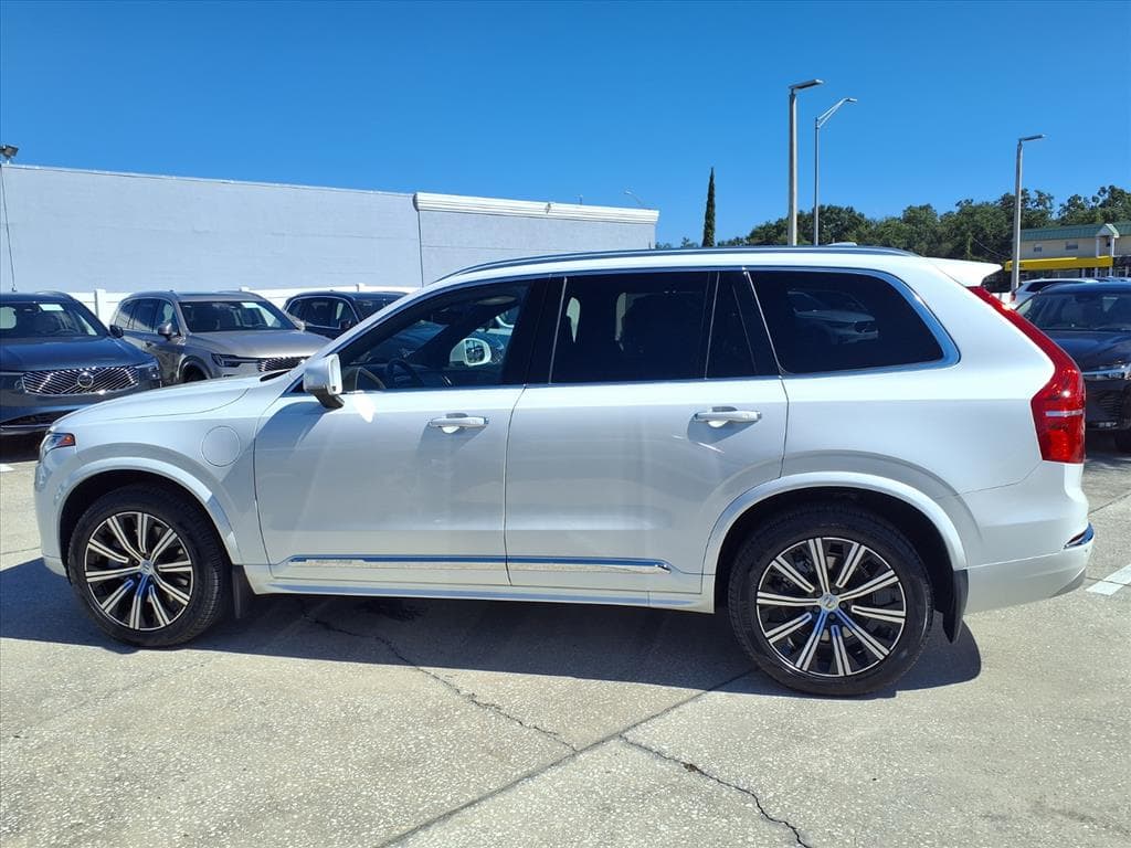 2022 Volvo XC90 Recharge thumbnail 4