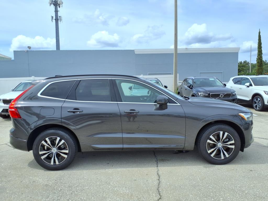 2023 Volvo XC60 thumbnail 8