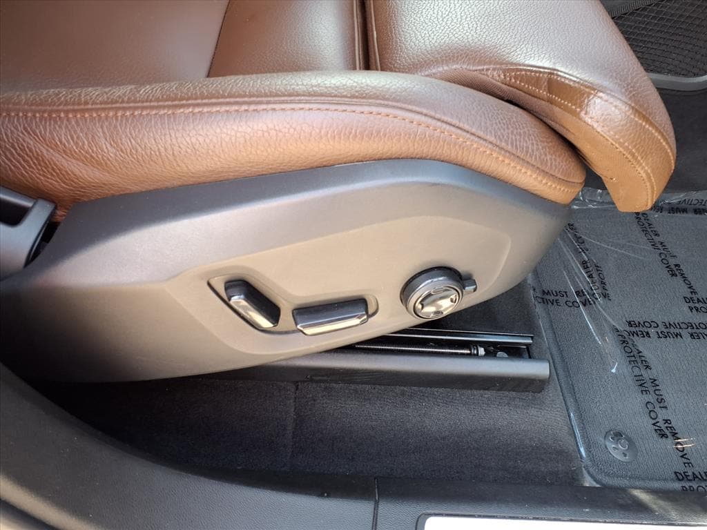 2019 Volvo XC60 thumbnail 12