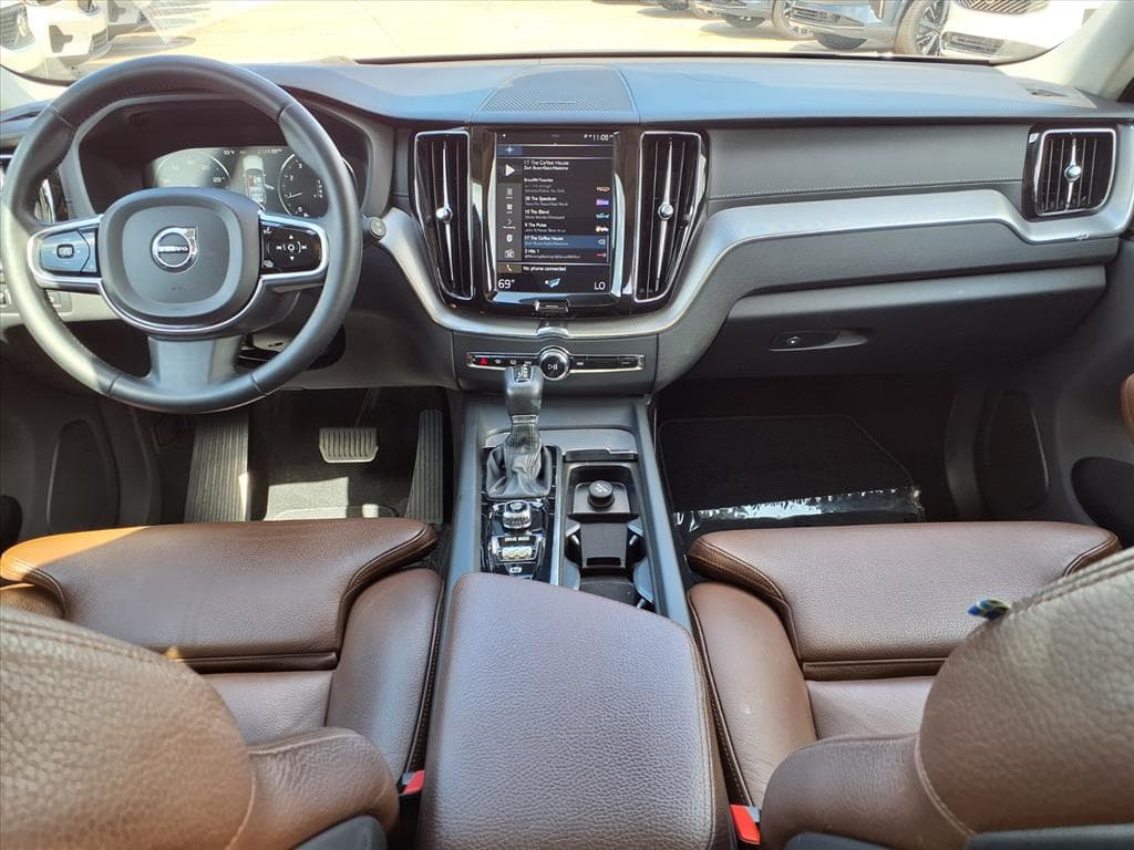 2019 Volvo XC60 thumbnail 17